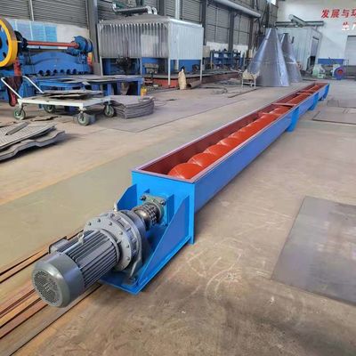 Vliegas schroeftransportvoertuig van de staalfabriek kan poedergranulaire en kleine blokmateriaal vervoeren